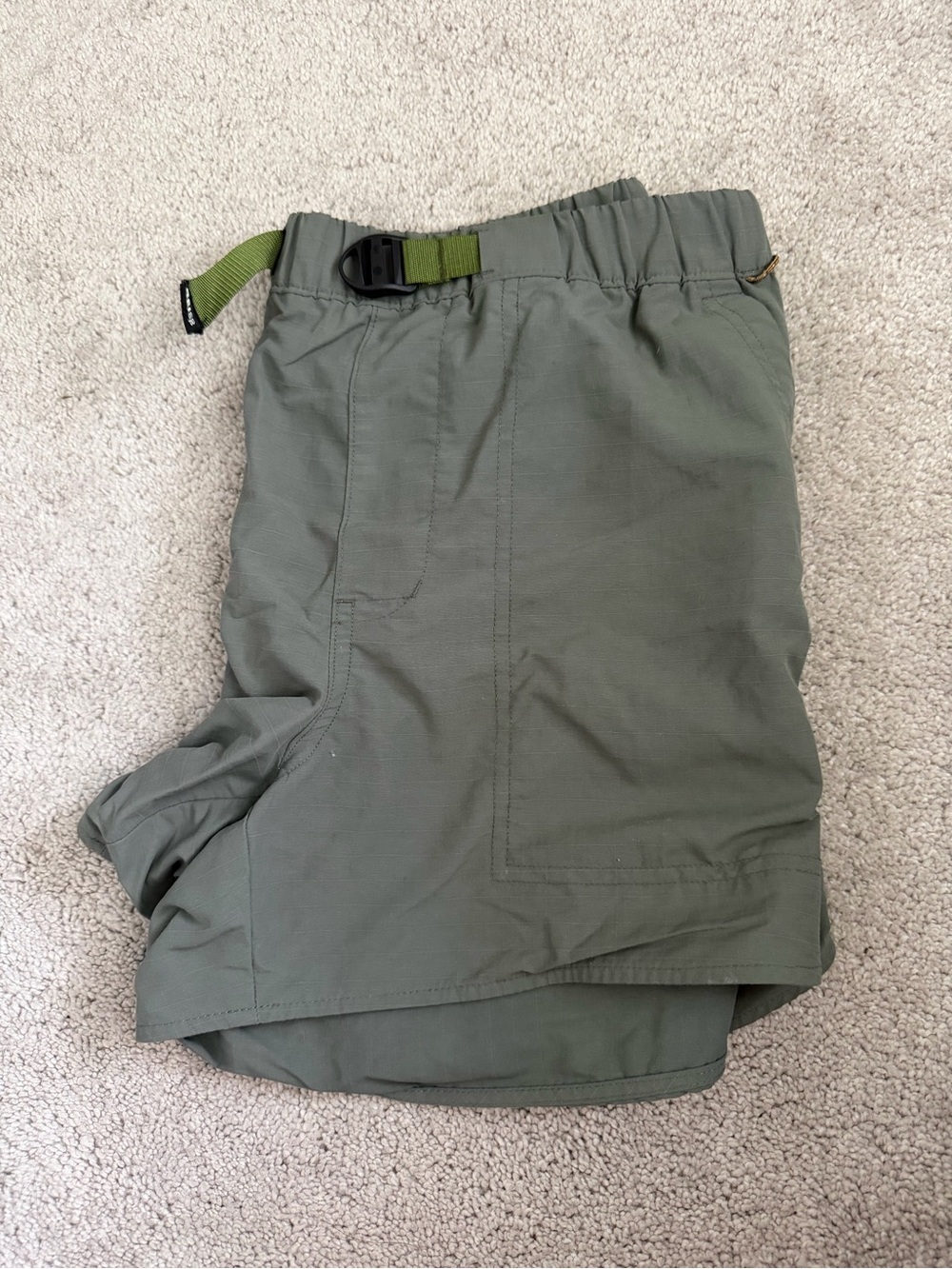 REI Women’s Hiking Shorts in Olive Green with built in Green Webbing Belt
